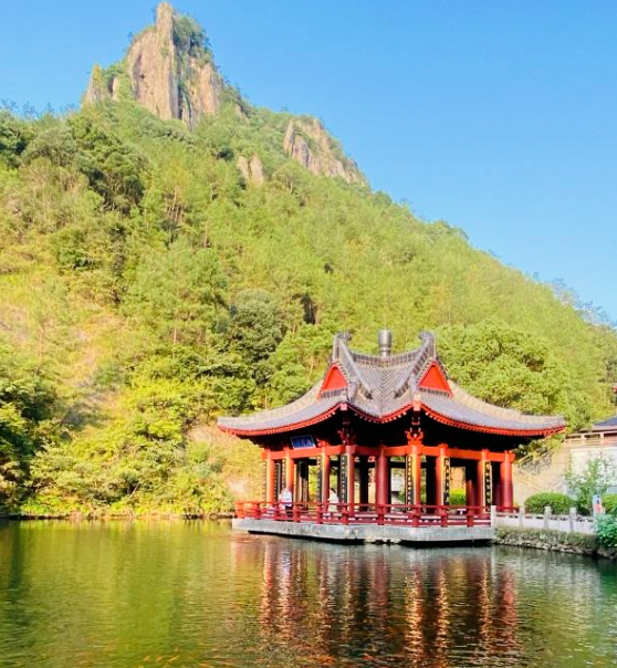 云游丽水仙都鼎湖峰-朱潭山-云和梯田-古堰画乡-小赤壁-仙都观纯玩三日游
